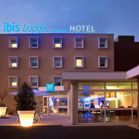 Ibis Budget Loriol 르푸징 외부 사진