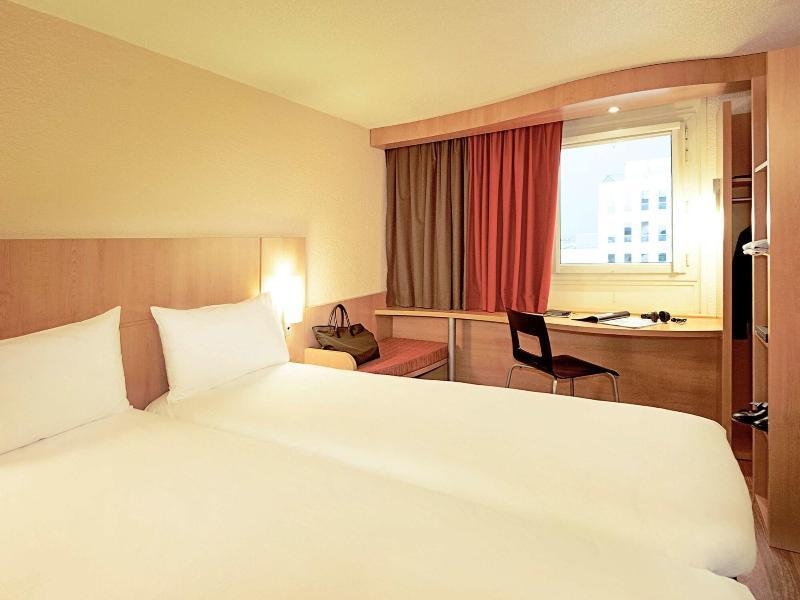 Ibis Budget Loriol 르푸징 외부 사진