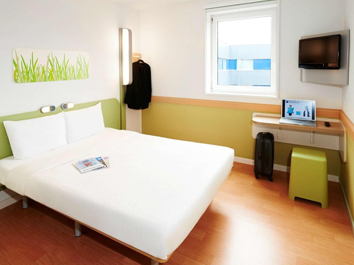 Ibis Budget Loriol 르푸징 외부 사진