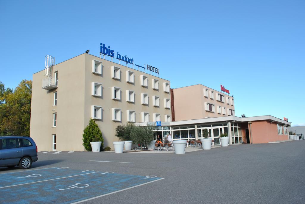 Ibis Budget Loriol 르푸징 외부 사진