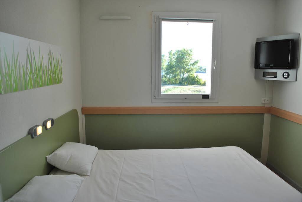 Ibis Budget Loriol 르푸징 외부 사진